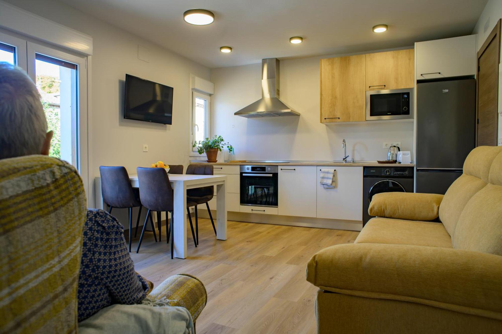 Apartamentos El Puente Covarrubias Esterno foto